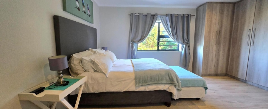 6 Bedroom Property for Sale in Franskraal Western Cape